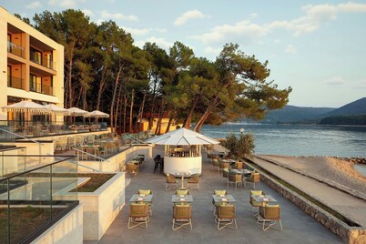 The Isolano, Cres, Autograph Collection