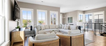 2 Luxury Houses w/ Patios | 1 Block from King St