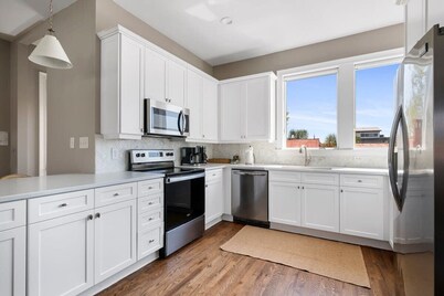 3 Luxury Houses w/ Patios | 1 Block from King St