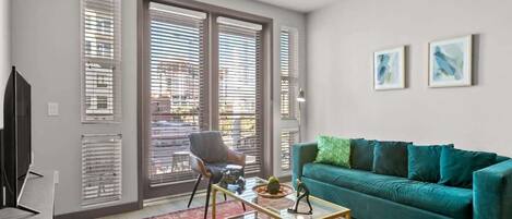 Televisión, oficina