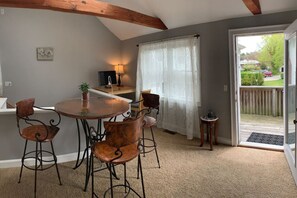 Interior - Loft Hideaway in Falmouth Village (Falmouth)