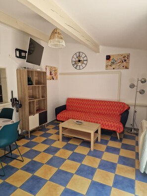 Télévision, chaîne hi-fi