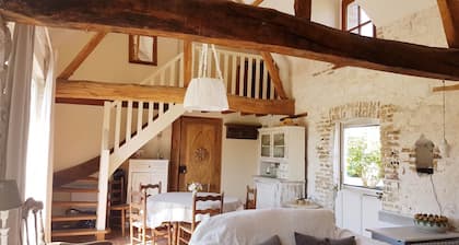 La ferme aux grenouilles (Le pré)