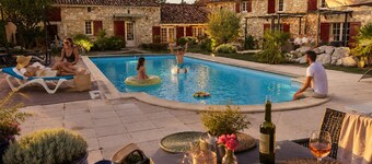 "carpe Diem" en Albret, Magnifique Longère Avec Piscine et Grand Terrain Clos