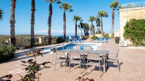 Perhetalo, 3 makuuhuonetta, 2 kylpyhuonetta (Zest Gozitan Villa & Pool) | Ulkopuoli