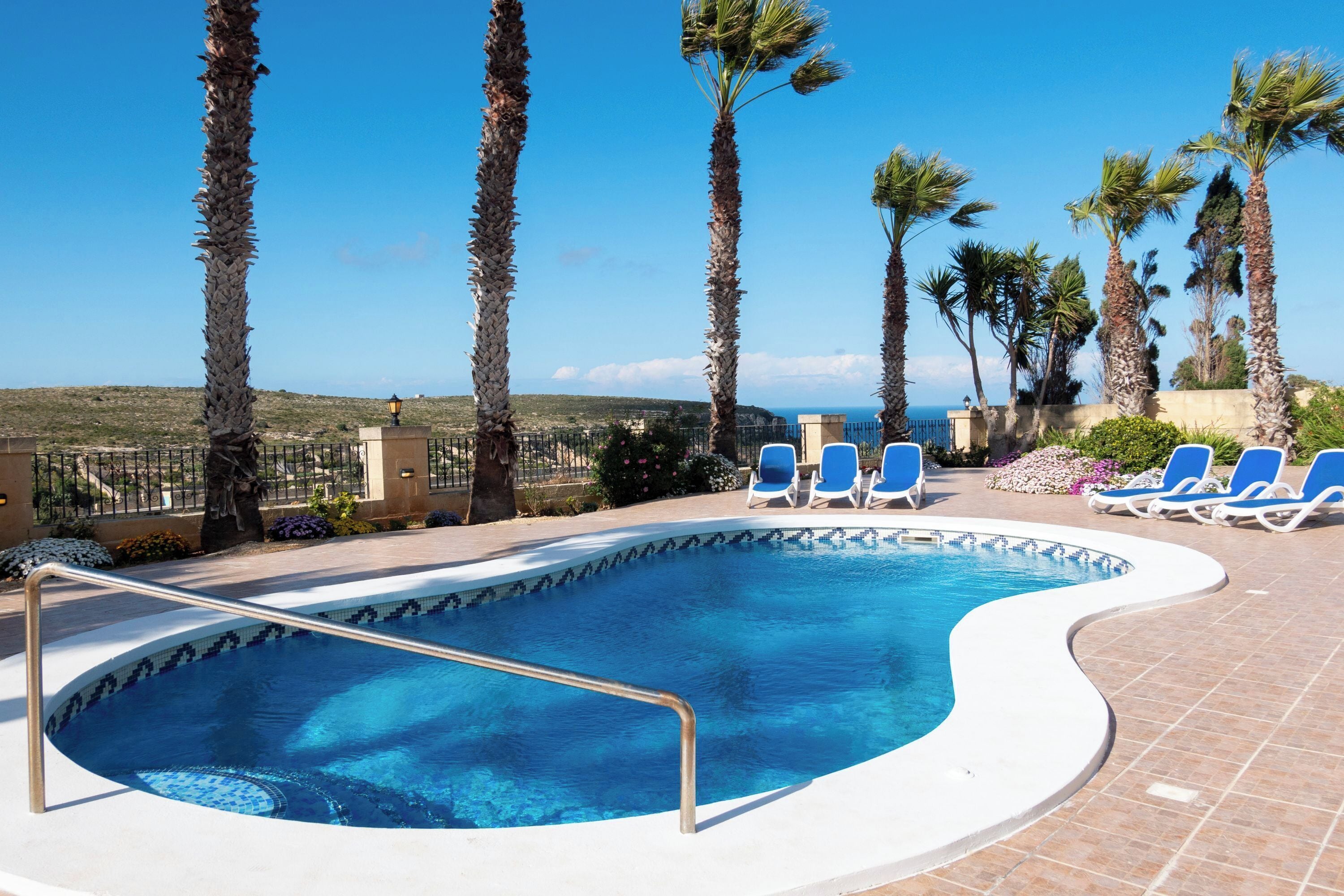Familiehus, flere soverom, 2 bad (Zest Gozitan Villa & Pool) | Basseng | Utendørsbasseng