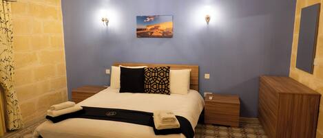 Maison familiale, plusieurs chambres (Surwig Gozitan Villa & Pool) | 5 chambres, accĂšs au Wi-Fi (inclus), literie fournie