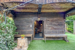 Chalet familial, plusieurs chambres (Sweet Dream Cottage) | Restauration en plein air