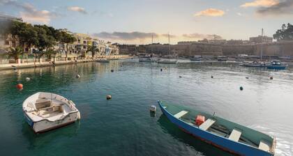 Sunny Maltese Townhouse Madonnina Kalkara