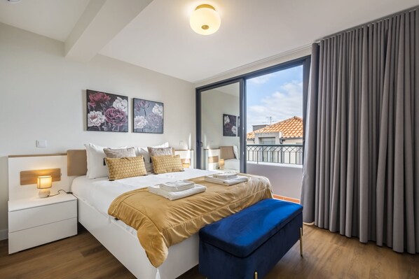 1 slaapkamer, een strijkplank/strijkijzer, gratis wifi, beddengoed