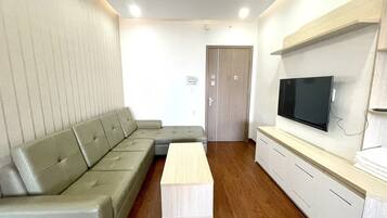 Standard Apartment | 2 bedrooms, Frette Italian sheets, premium bedding, down comforters
