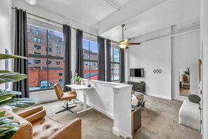 تلفزيون، مدفأة