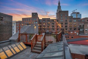 Property grounds - Modern Penthouse | Private Rooftop + Downtown (Cleveland)