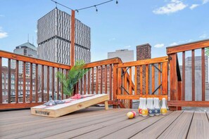 Property grounds - Modern Penthouse | Private Rooftop + Downtown (Cleveland)