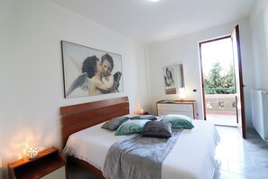3 bedrooms - Casa Zara Ideal Stay for Families and Small Groups (Otranto)
