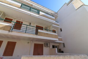 公寓, 2 间卧室, 吸烟房, 阳台 | 外观