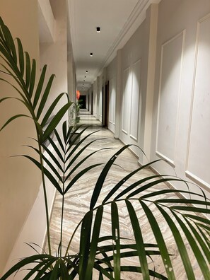 مدخل المنشأة