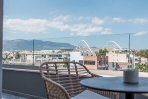 Penthouse Suite with Panoramic View | 陽台景觀