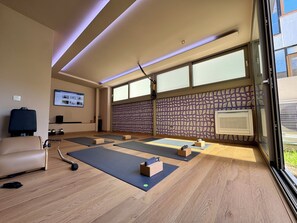 Fitness facility - Wellnest Hotel (Marousi)