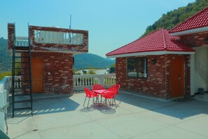 Rooftop terrace - Al Qamar Guest House (Manga)