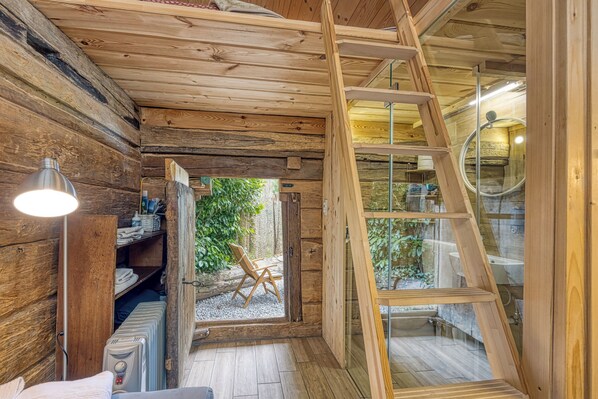 Familienhaus, Mehrere Schlafzimmer (Tiny-Mini Bertl With Hot Tub) | Innenbereich