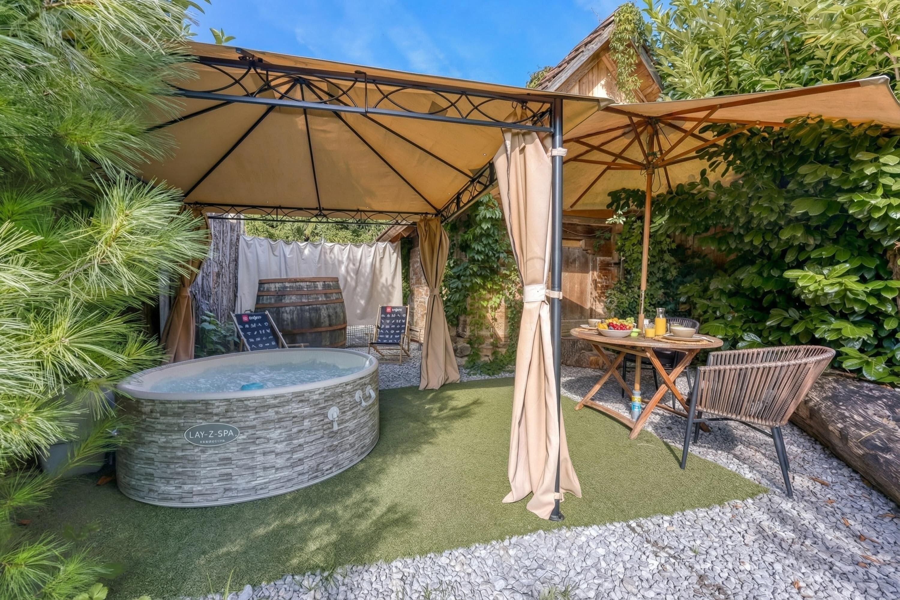 Casa familiar, diversos dormitoris (Tiny-Mini Bertl With Hot Tub) | Servei de restauració a l'aire lliure