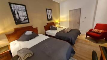 3 Schlafzimmer, Bügeleisen/Bügelbrett, WLAN, Bettwäsche