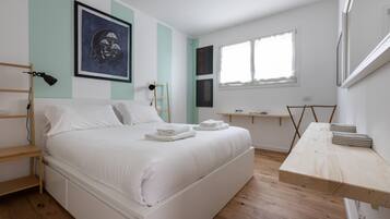 Apartment (1 Bedroom) | 1 bilik tidur, seterika/papan seterika, cadar katil