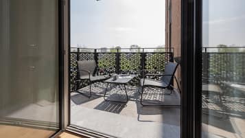Apartment (1 Bedroom) | Balkoni