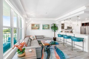 TV, offices - Starboard Condo Summa (Merritt Island)