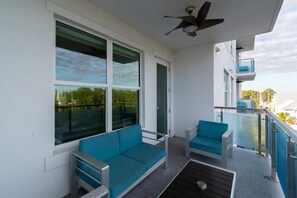 Terrace/patio - Waterfront Stateroom (Merritt Island)