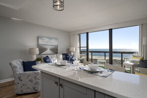 TV - One bedroom condo in the desirable Golden Sands with stunning ocean view! (Ocean City)