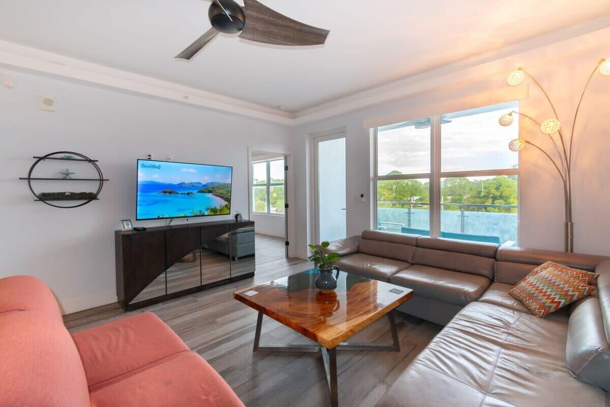 Waterfront Stateroom - Cocoa, FL