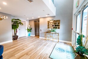 Interior - Starboard Elite Summa (Merritt Island)