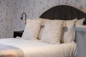 2 makuuhuonetta, silitysrauta/-lauta, vauvan matkasänky, Wi-Fi