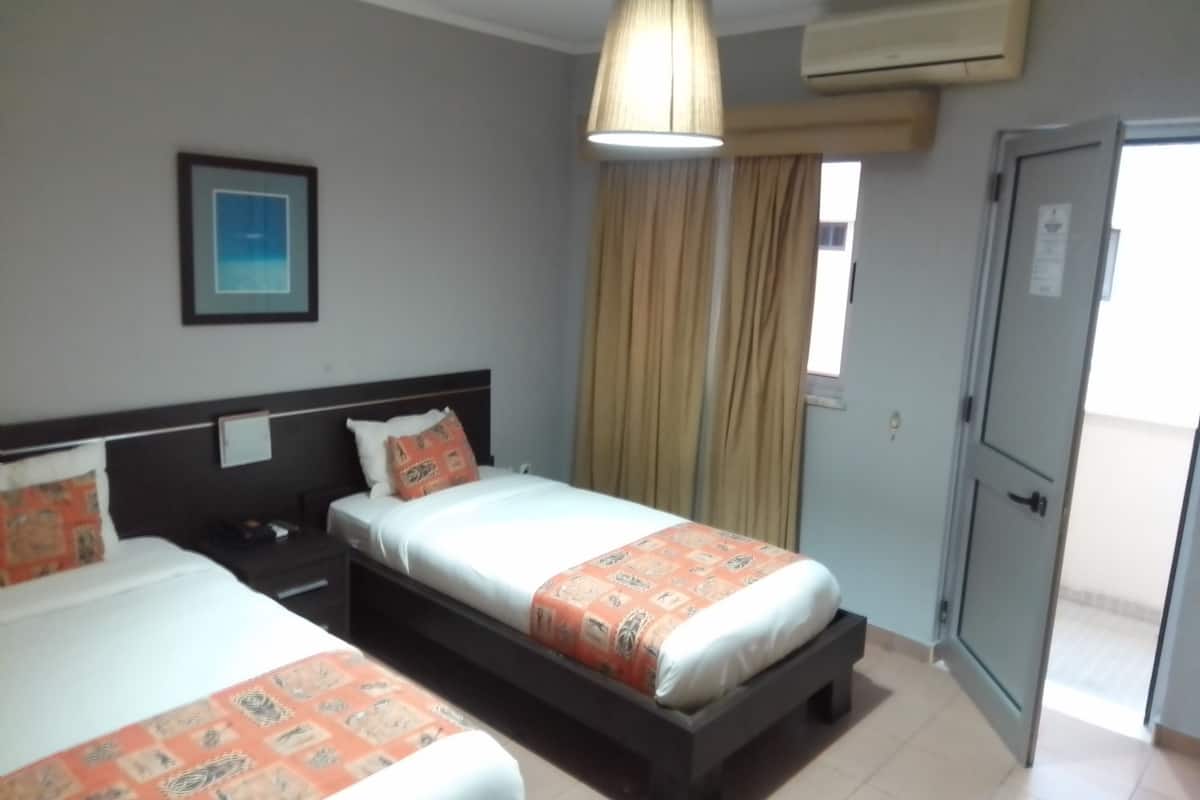 Twin Room | Desk, WiFi (free)