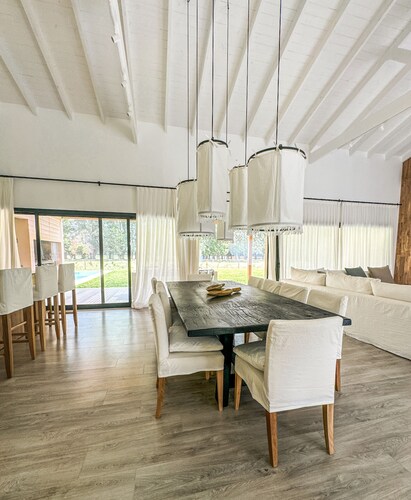 Luxury retreat: Modern house with garden and pool