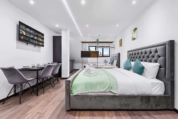 1 bedroom, iron/ironing board, WiFi, bed sheets