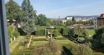 Wohnen mit Stil und Flair am Schloss - Ruhig und Doch Zentral