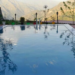 Pool - Hotel Luxmi Vilas Inn (Dhanaulti)
