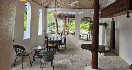 Island Luxury Fehendhoo