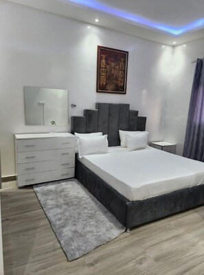 2 bedrooms, iron/ironing board, free WiFi, bed sheets - F3 Penthouse Point E Dakar Sécurisé, Centrale Terrasse Privative Sans vis à vis (Dakar)