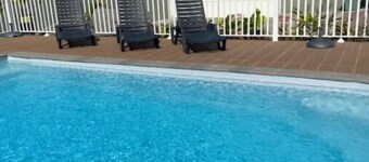 Villa Mambia, Terrasse de Vinty. Sainte Rose.