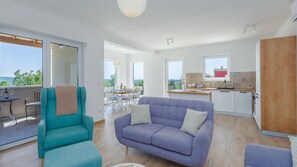 TV, fireplace - Villa Skarline by Villas Guide (Baredine)