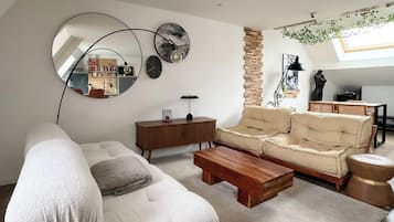 Télévision à écran plat, livres