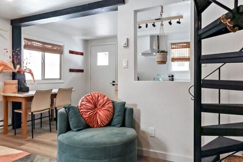 Boho Southwest Modern Unit 3 with Butte Mtn Views!