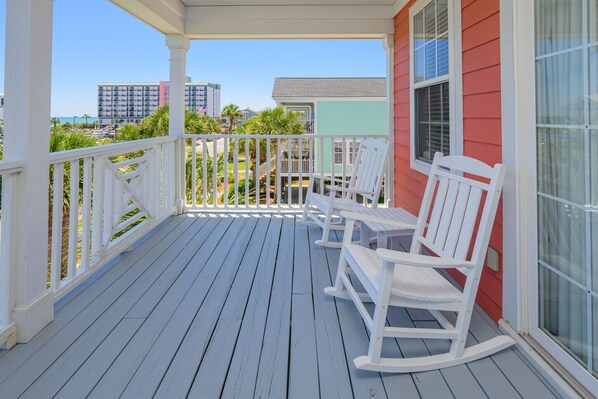 Property grounds - 2nd Row 4 BR Beach House with a Shared Pool! Portobello III Unit 20 (Surfside Beach)