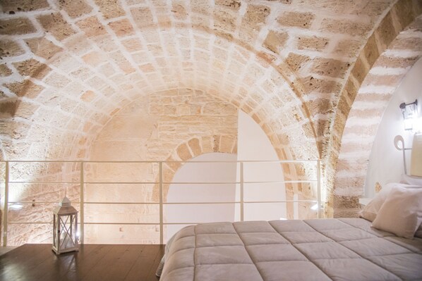 1 bedroom, free WiFi, bed sheets - La Chianca - Exclusive Central Apartment (Molfetta)