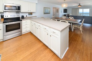 Fridge, microwave, stovetop, dishwasher - Oceanfront 3 BR Condo! Seaside 401 - The Salty Vida (Surfside Beach)