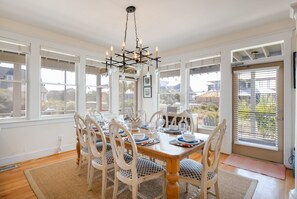 تناول الطعام